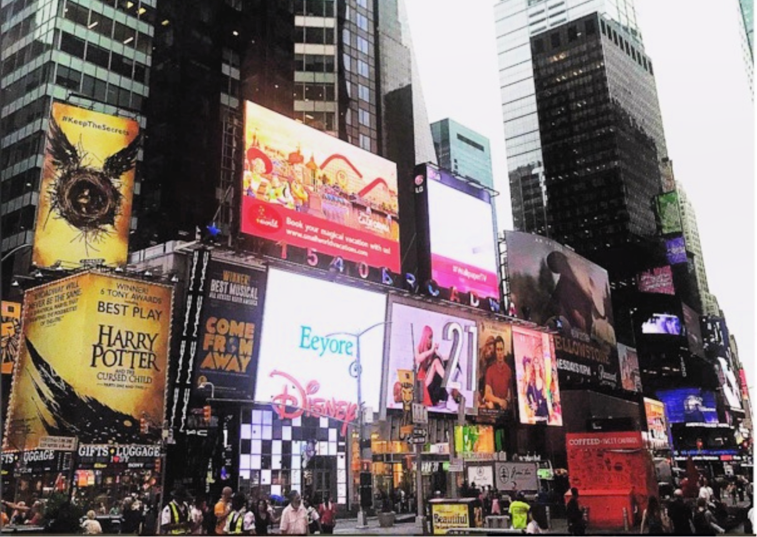 Top 10 Best Hotels in Times Square for the Perfect Visit!