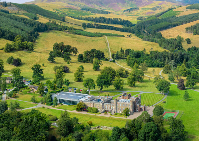Top 10 Edinburgh Castles: Unraveling the History and Secrets STOBO CASTLE NEAR EDINBURGH SCOTLAND - PR IMAGE