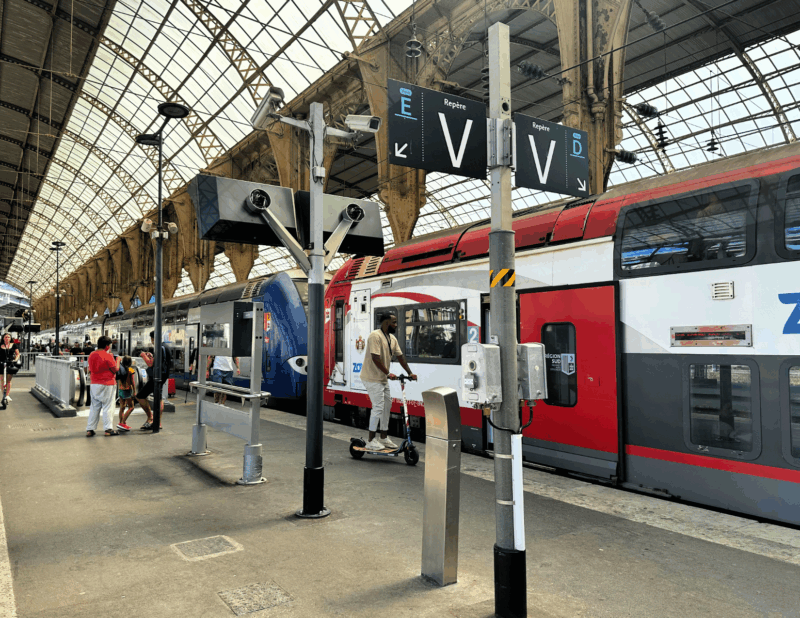 nice villa train station