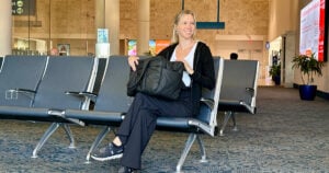 CALPAK Luka Duffel Review: Stylish and Functional Travel Bag ALLY TRAVELS CALPAK LUKA DUFFEL FEATURED IMAGE OPTION 1 copy 2