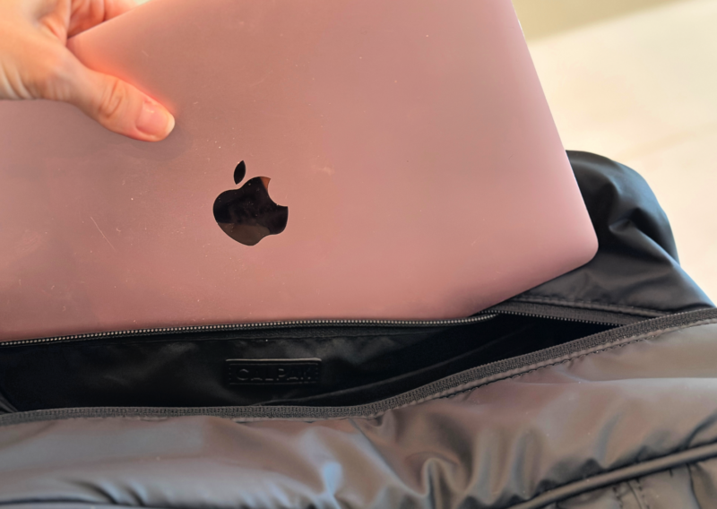 CALPAK Luka Duffel Review: Stylish and Functional Travel Bag laptop compartment luka duffel from calpak