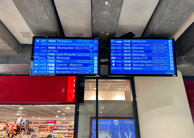 Taking The Train From Paris To The South Of France: 10 Tips! departure board at gare de lyon in paris