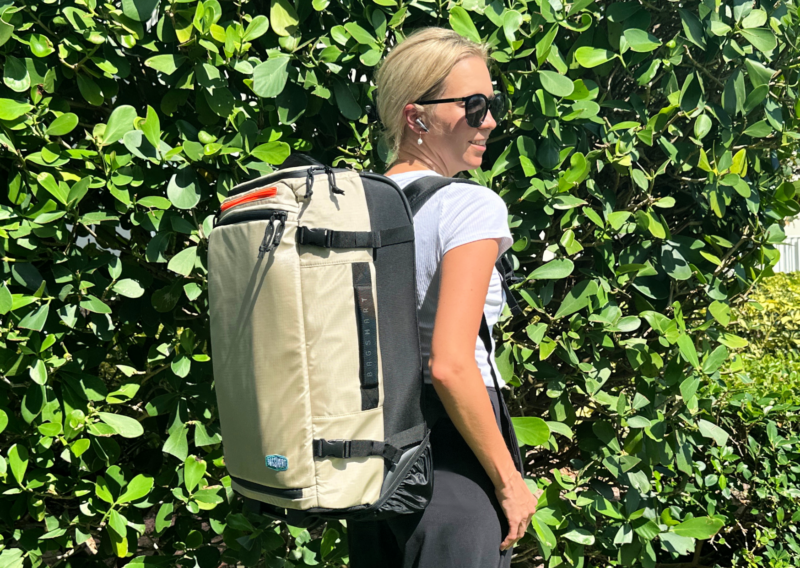 BAGSMART 43L Roller Backpack Review: Versatile for Any Trip Bagsmart 43L Roller Backpack Review