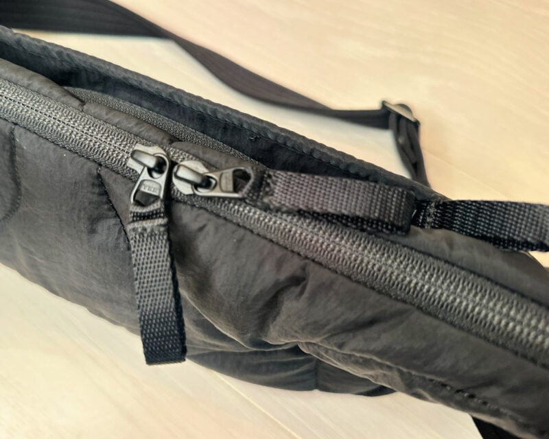 Tomtoc Terra-T34 Light Crossbody Bag 3.5L Review ykk zipper on Tomtoc Terra-T34 Light Crossbody Bag 3.5L Review